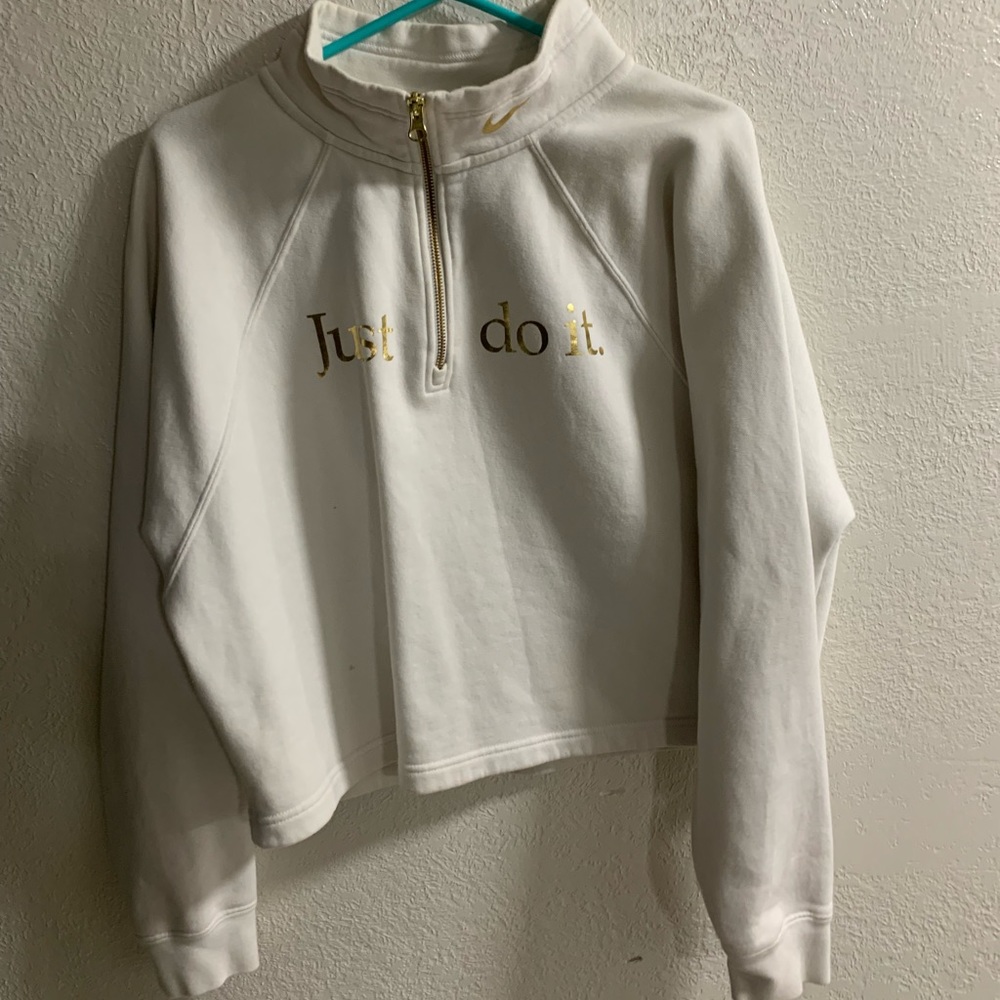 Cropped Nike Quarter Zip
